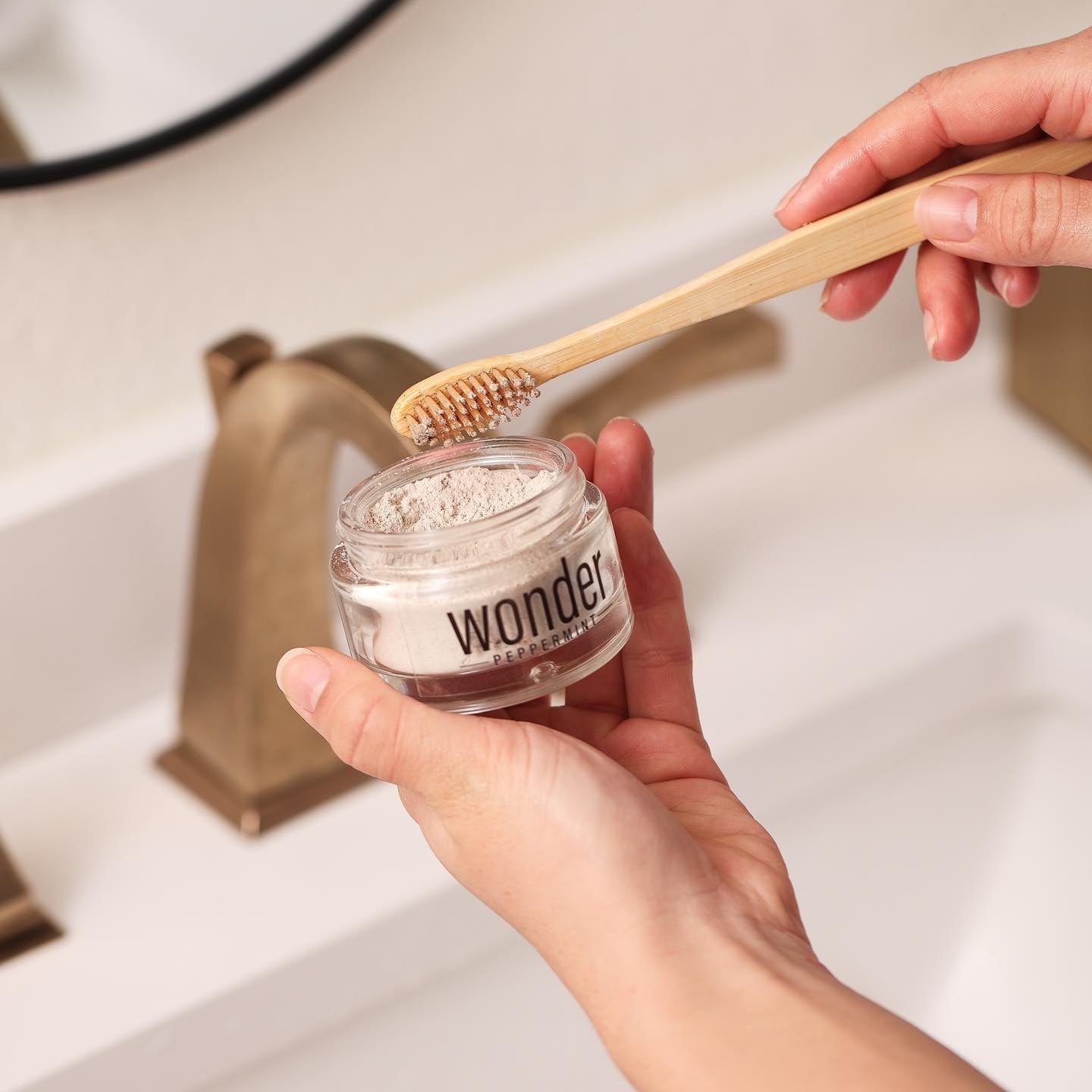 Peppermint Tooth Powder