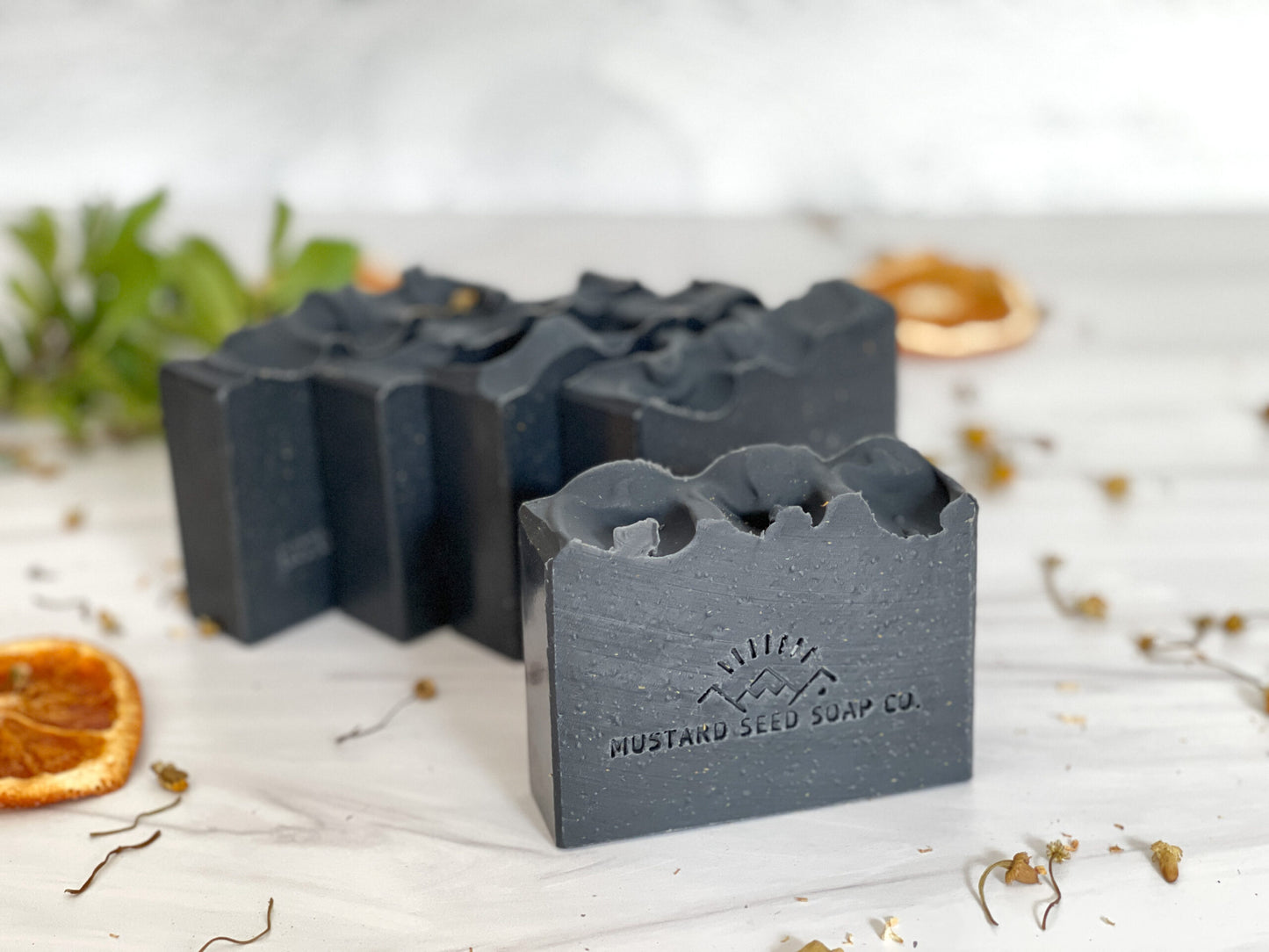 Obsidian Botanical Bar